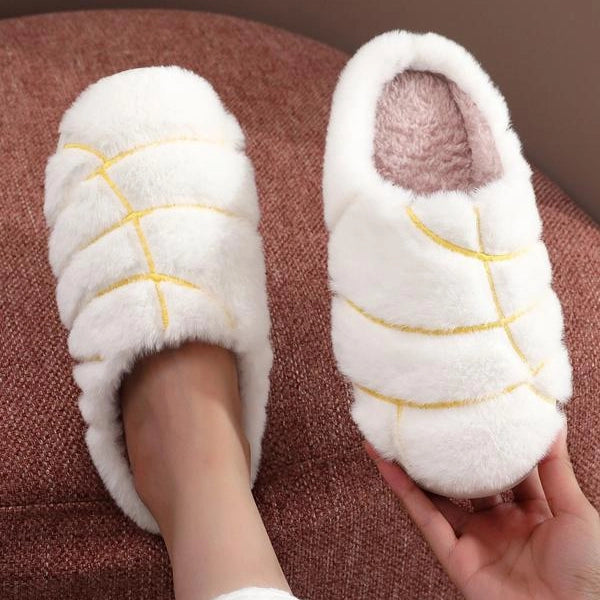 Concha Slippers